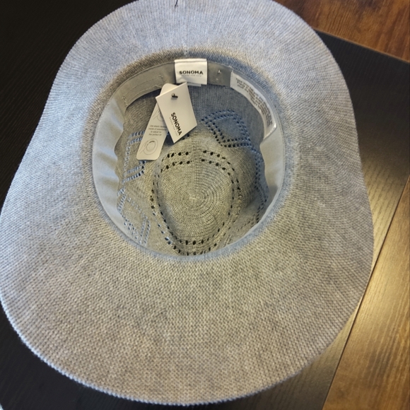 NWT Grey Heather Sonoma Adjustable Knit Hat Firm Price - Picture 3 of 5